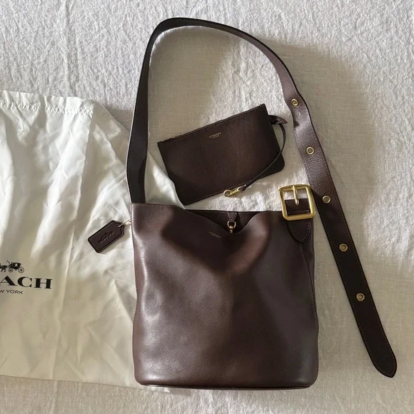 2025 updated Coach Bleecker Bucket Bag in Maple - Picture 2 of 15